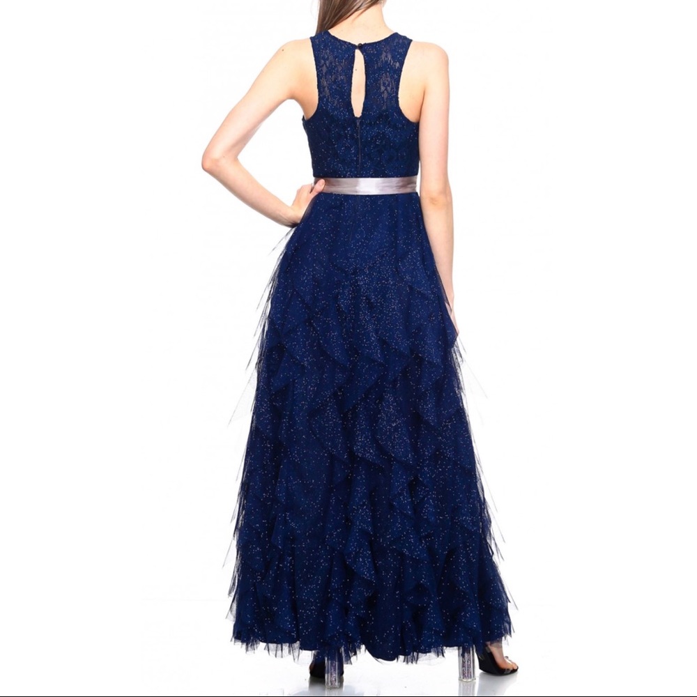Prom/Formal Gown - Picture 2 of 3